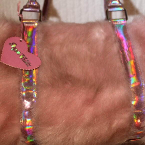 SOLD-Dolls Kill Cotton Candy Pink Fuzzy Faux Fur Holographic Weekender Bag - Picture 3 of 12
